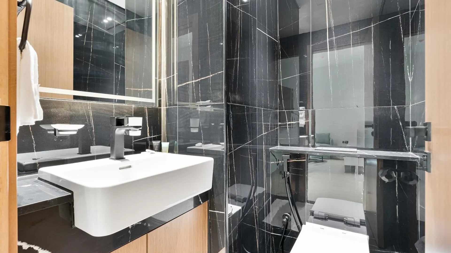 Savis Home-Enjoy The City Skyline View Dubai Forenede Arabiske Emirater