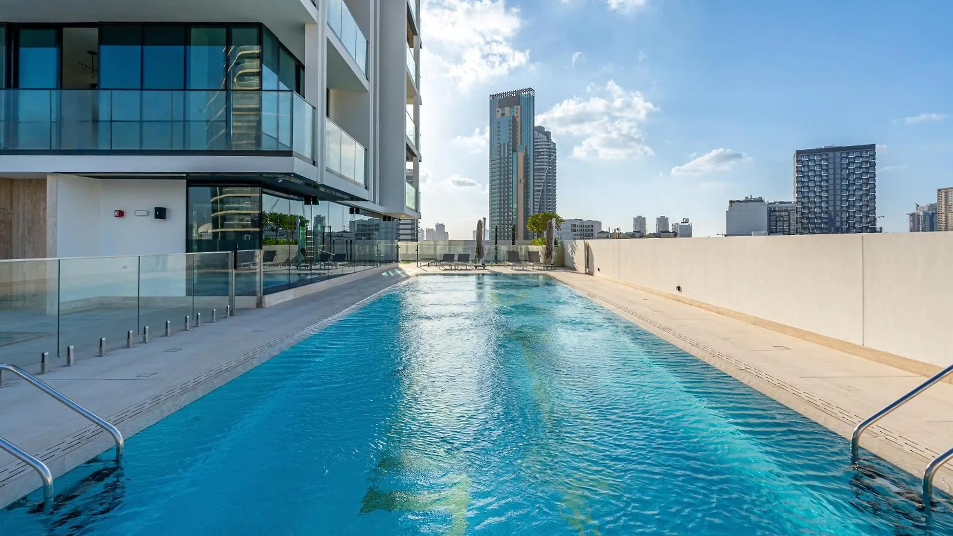 Apartment Savis Home-Enjoy The City Skyline View Dubai United Arab Emirates