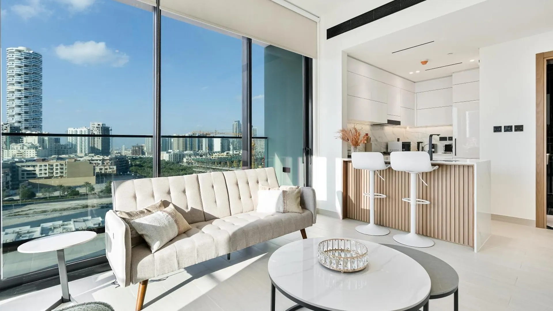 Savis Home-Enjoy The City Skyline View Dubai 0*,
